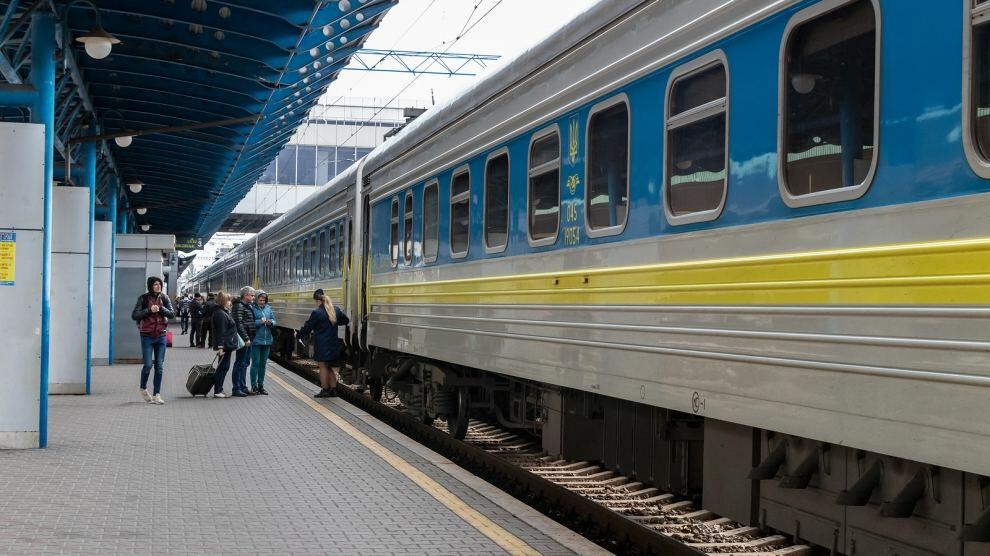 Для граждан Азербайджана запланирован железнодорожный рейс из Киева