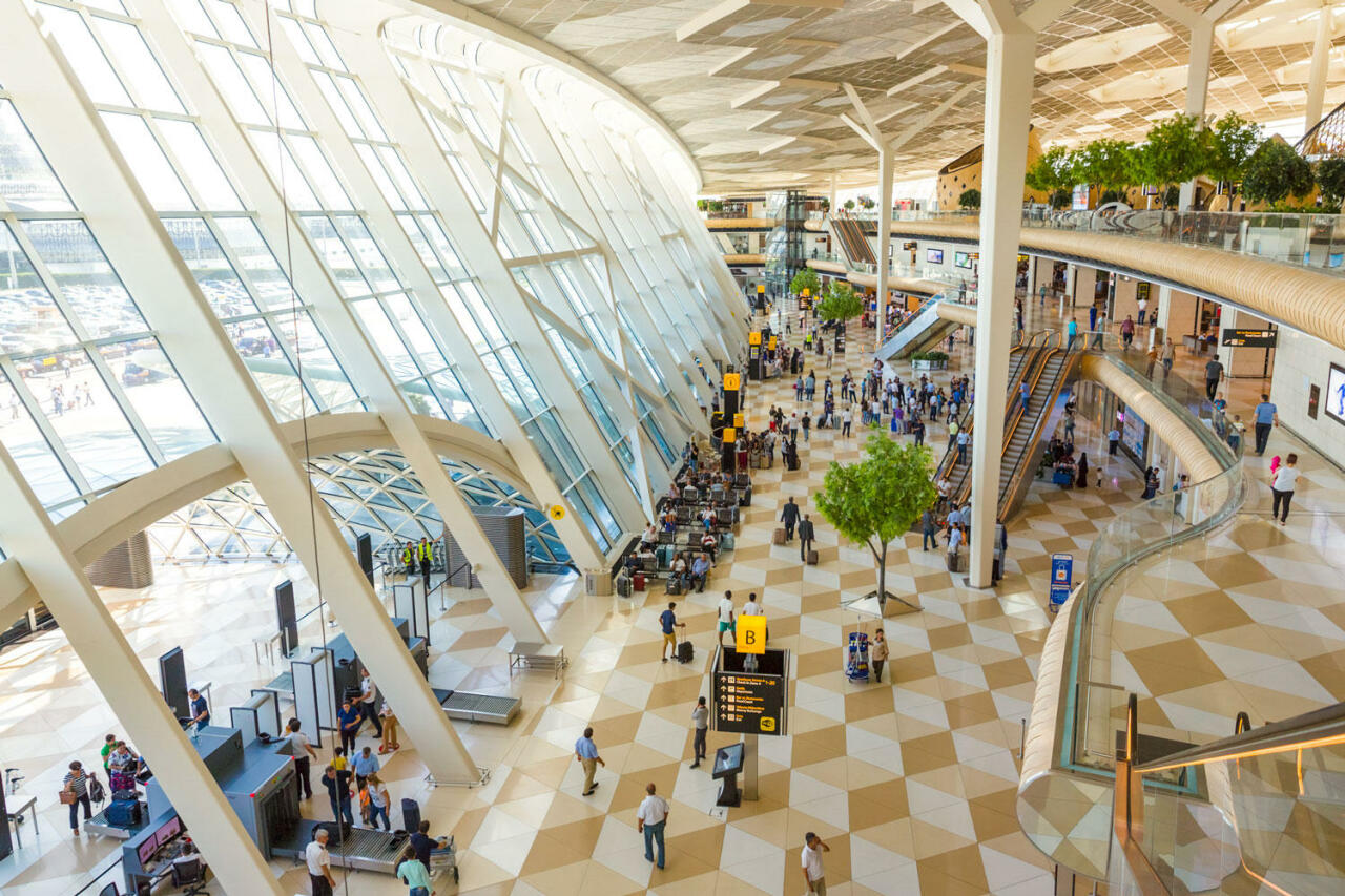 В Азербайджане снимается количественное ограничение в связи с входом в терминалы аэропортов
