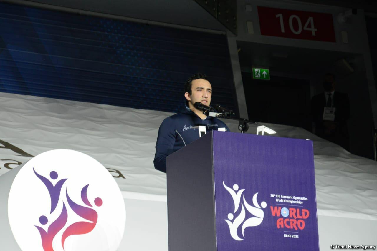 В Баку состоялась торжественная церемония открытия Чемпионата мира по акробатической гимнастике