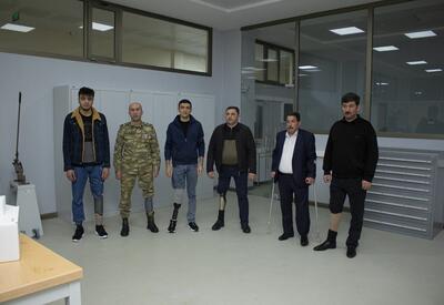 В Азербайджане еще одна группа ветеранов войны получила высокотехнологичные протезы - ФОТО
