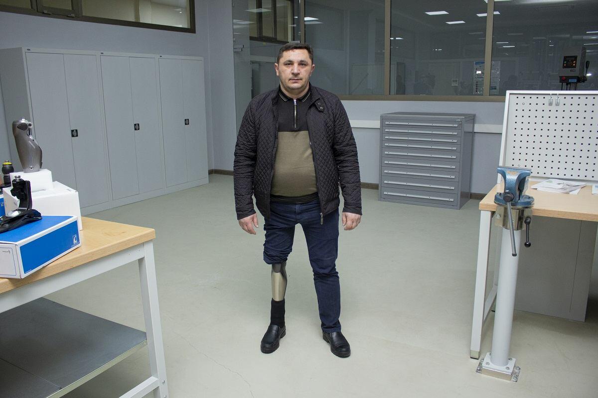 В Азербайджане еще одна группа ветеранов войны получила высокотехнологичные протезы