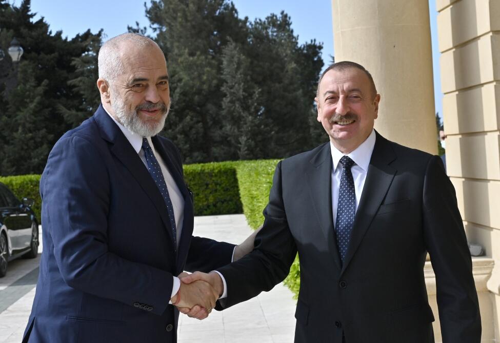 Состоялась встреча Президента Ильхама Алиева с премьер-министром Албании один на один