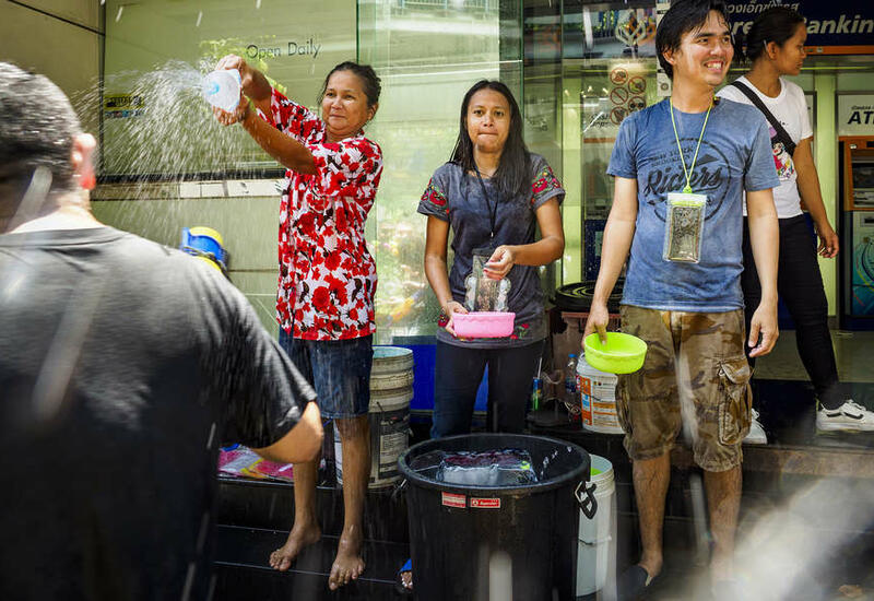 В Таиланде туристам запретили проводить традиционные водные бои