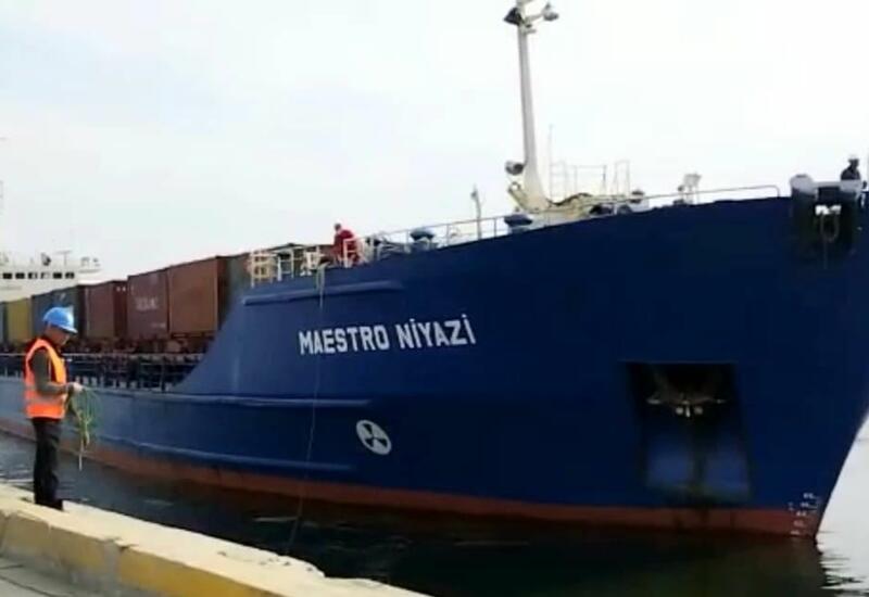 В порт Говсан впервые доставлен груз по Транскаспийскому международному транспортному маршруту