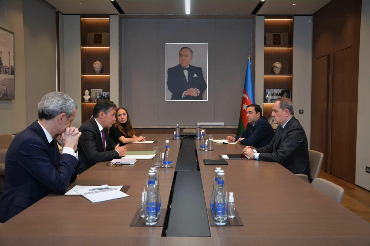 Байрамов и Рокфой обсудили нормализацию отношений с Арменией