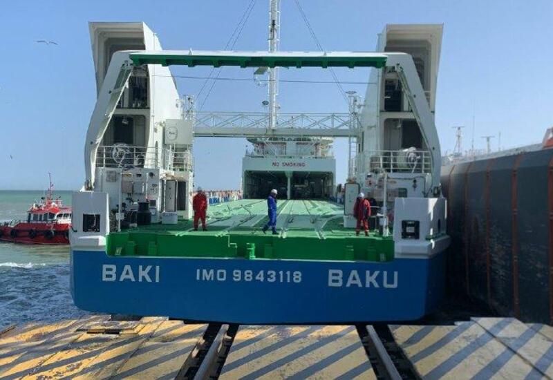 Судно-паром типа Ro-Pax «Зарифа Алиева» совершит свой первый рейс из Бакинского порта