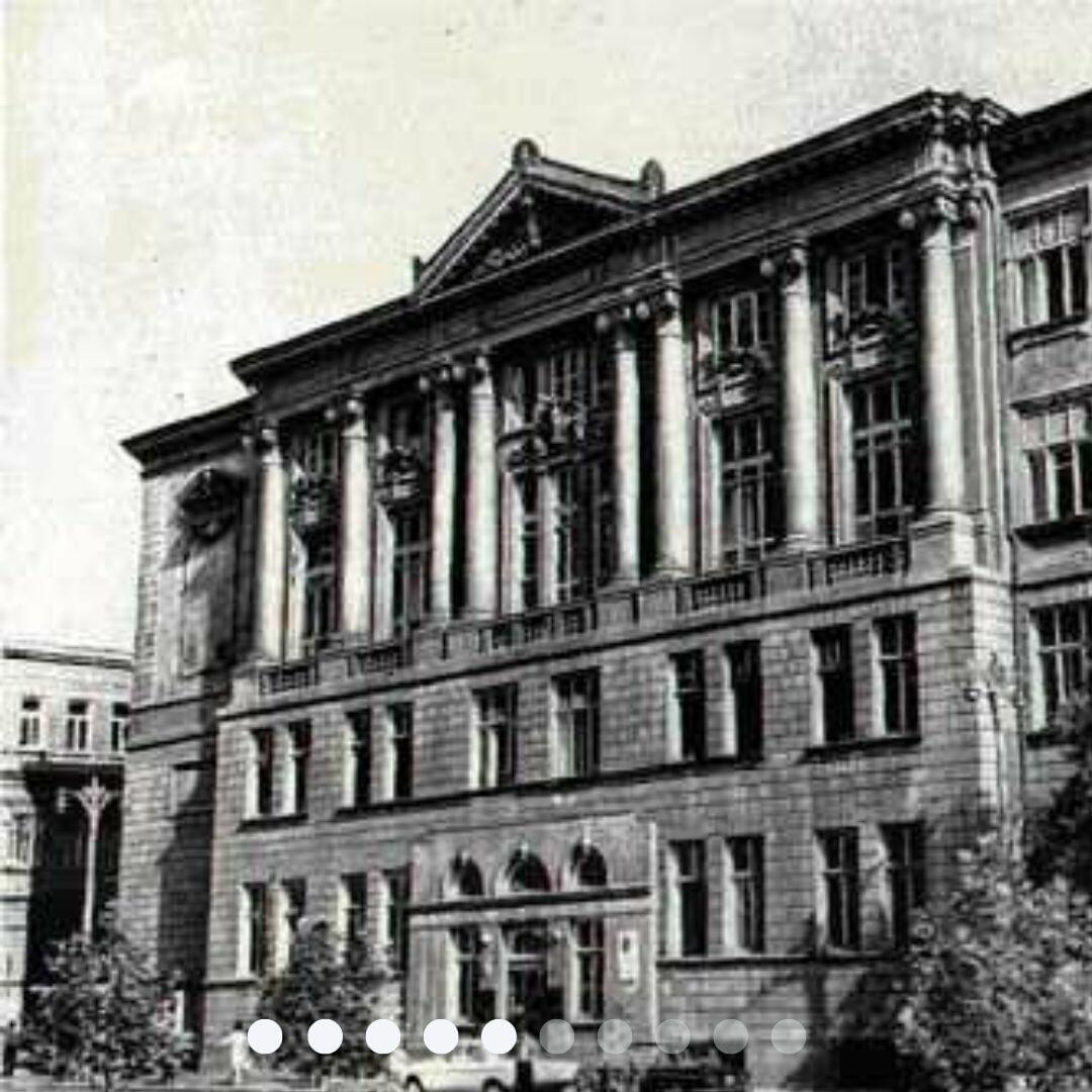 История здания мужской гимназии в Баку