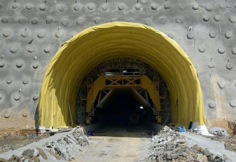 Строительство тоннелей на дороге в Шушу идет полным ходом