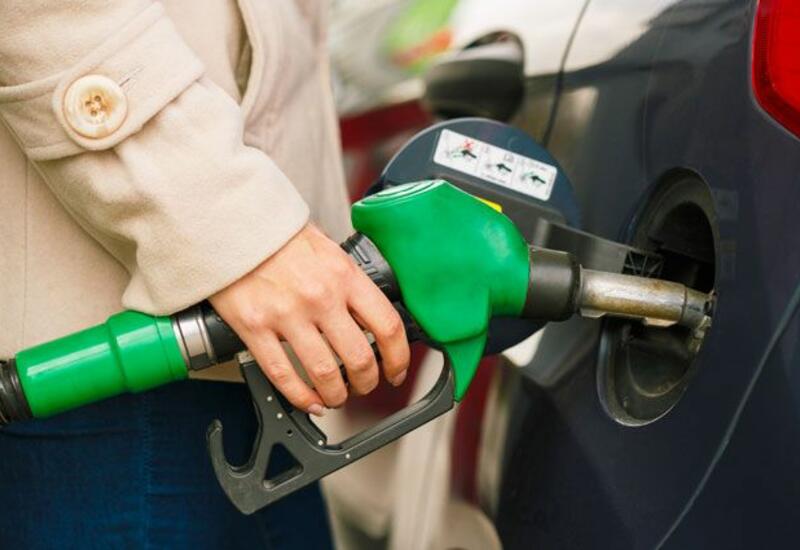 Цены на бензин в США вновь установили рекорд