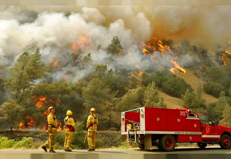 20 роскошных особняков уничтожил пожар в Южной Калифорнии