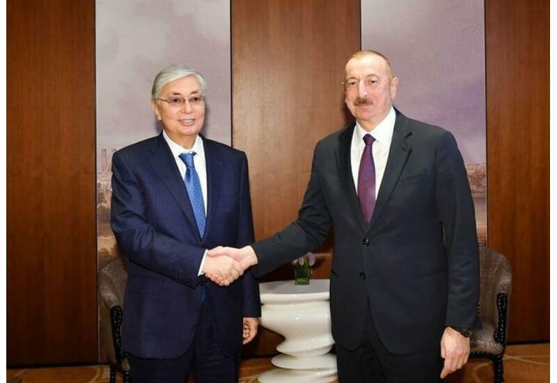 Президент Ильхам Алиев позвонил Президенту Казахстана