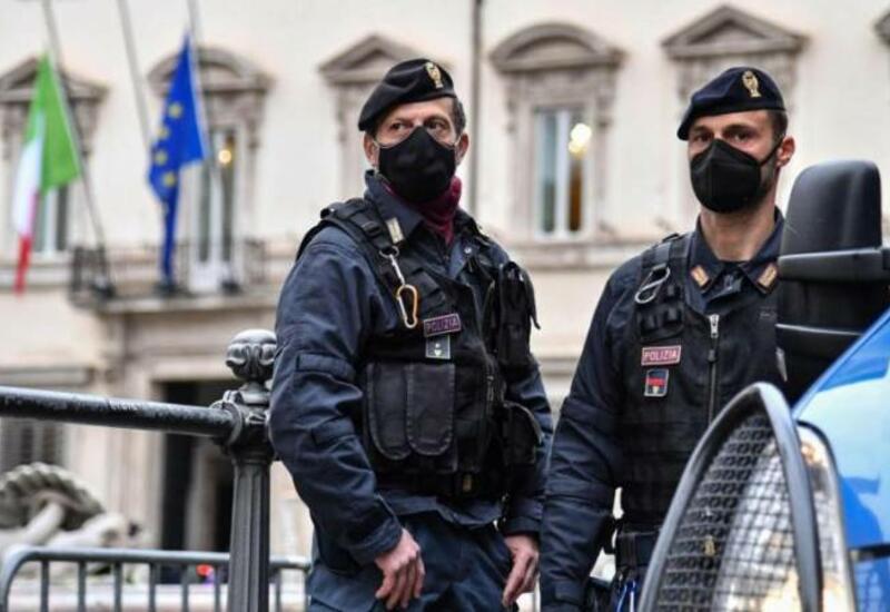 В Италии задержали более 30 подозреваемых в связях с мафией