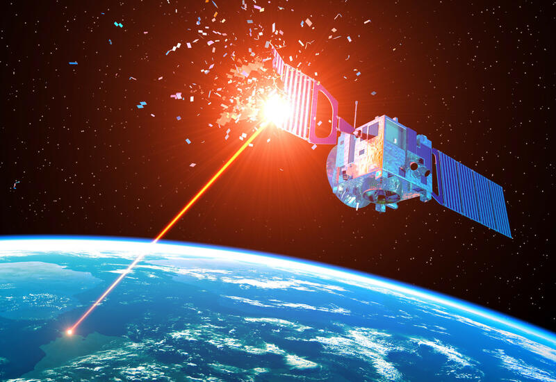 В США военные спутники научили обмениваться данными с помощью лазера