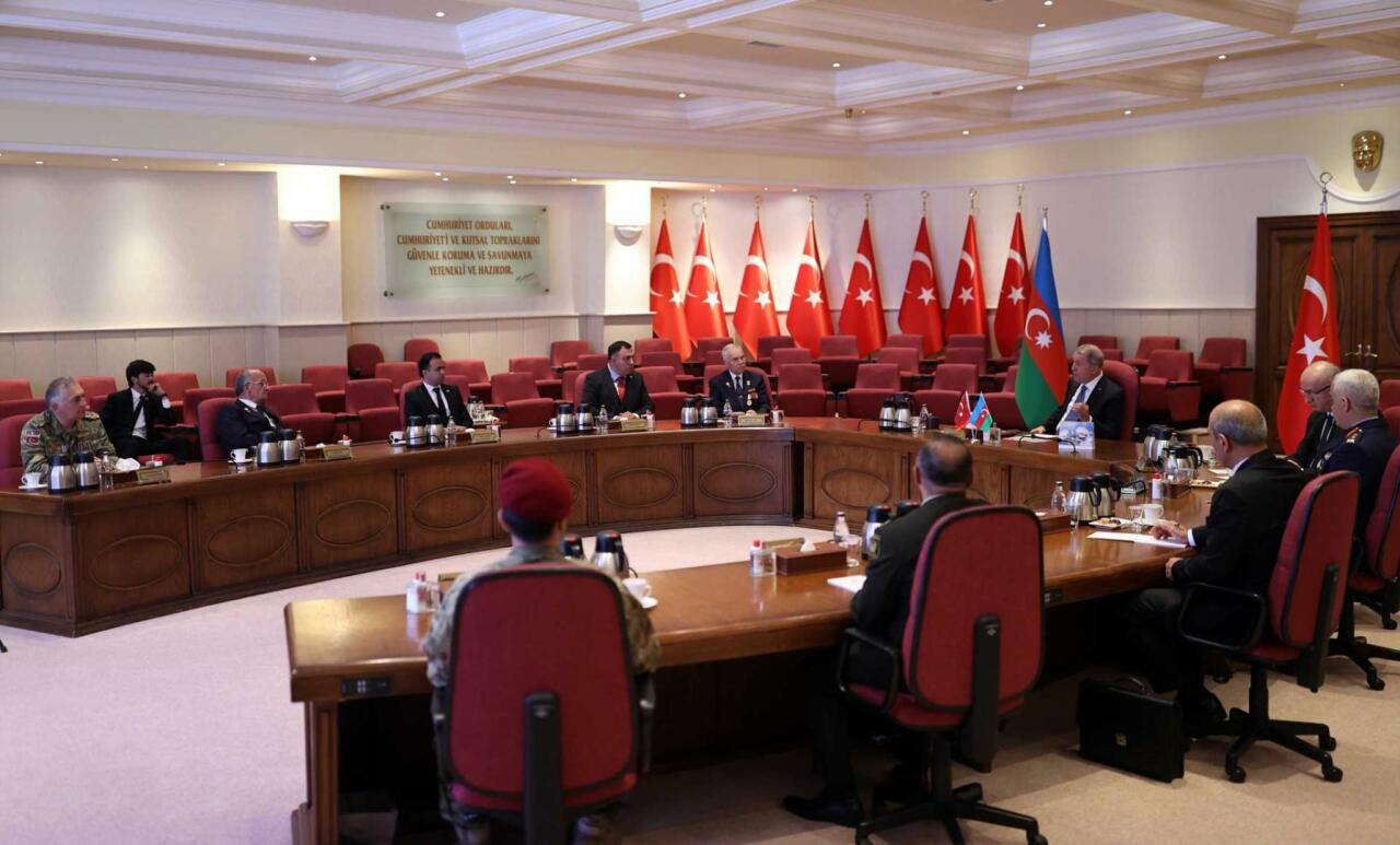 Наша задача - еще больше углубить братские отношения между Турцией и Азербайджаном