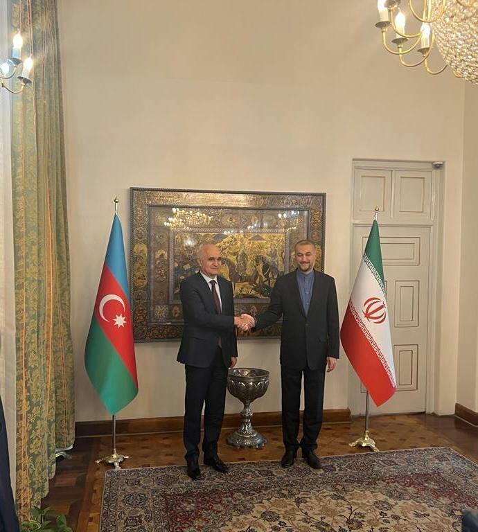 Шахин Мустафаев встретился с главой МИД Ирана