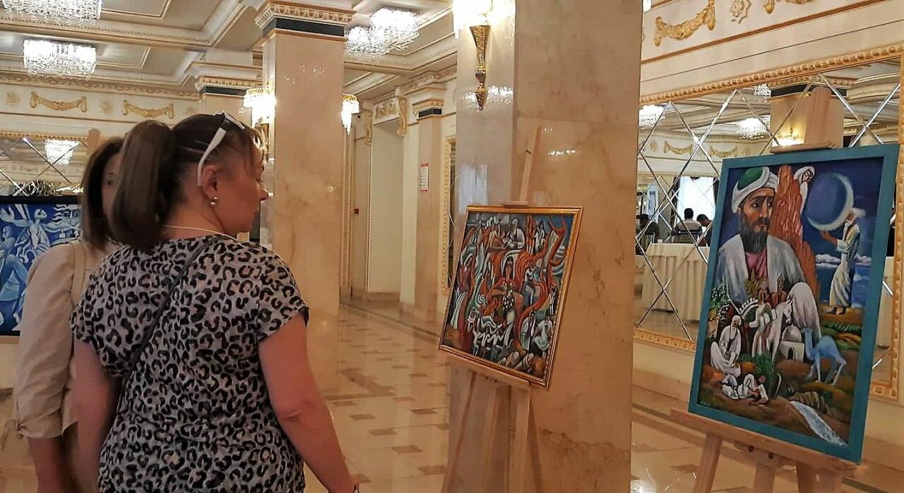В Баку открылась выставка работ Ашрафа Гейбатова "Наш мир"