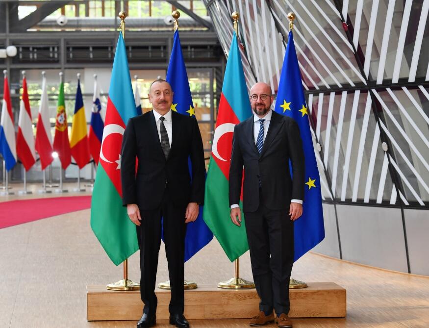 Состоялась встреча Президента Ильхама Алиева с президентом Совета Европейского Союза Шарлем Мишелем один на один