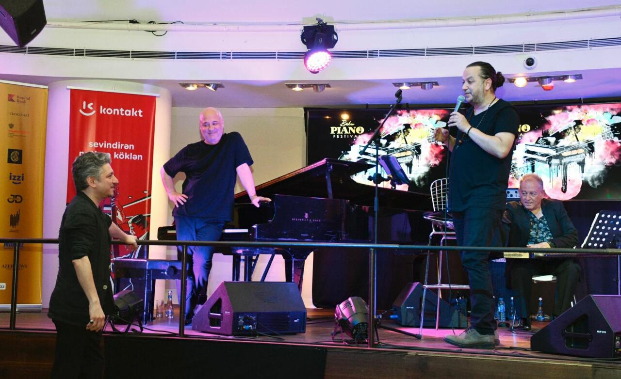 В Баку прошел концерт Tanini Trio и Гювенча Дагюстю