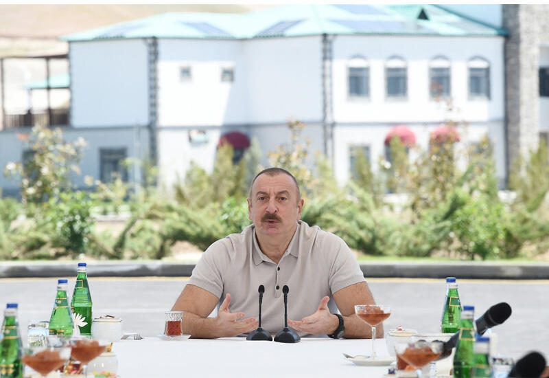 Президент Ильхам Алиев: Если мы определяем границы с Арменией, то о каком статусе «Нагорного Карабаха» может идти речь?!