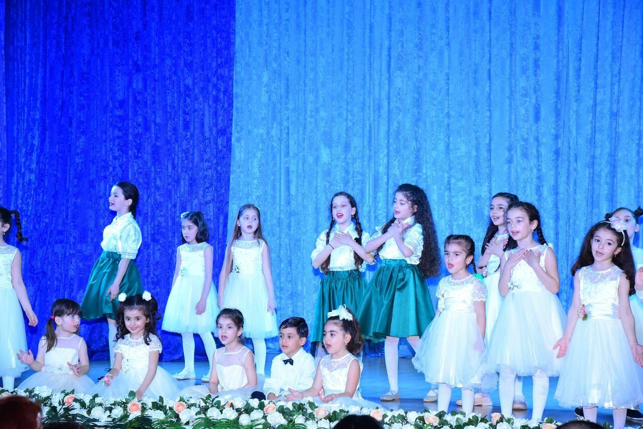 Азербайджанская государственная детская филармония отметила 30-летие праздничным концертом