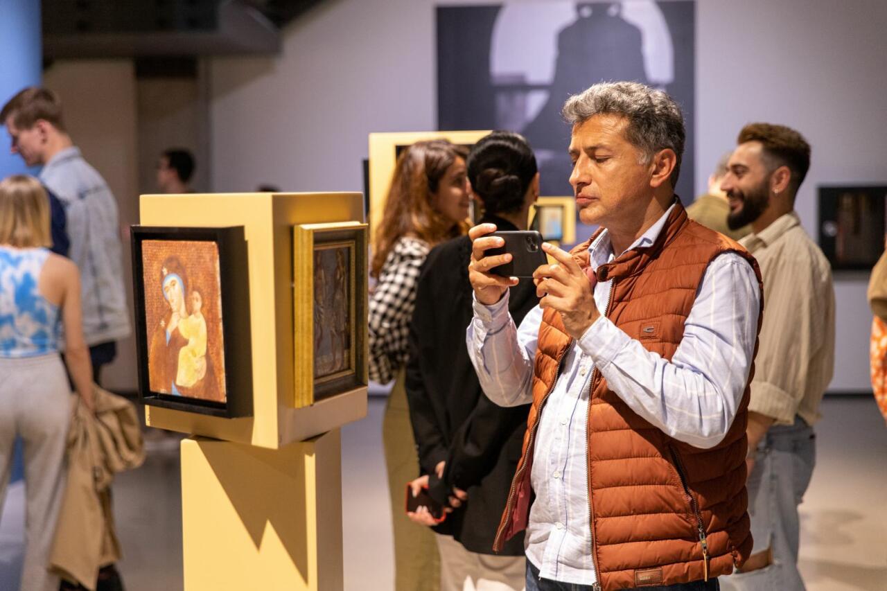 YARAT представил ретроспективную выставку Уджала Хагвердиева