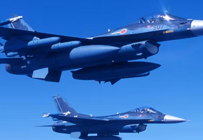 Япония разрешит экспорт истребителей и ракет в 12 стран