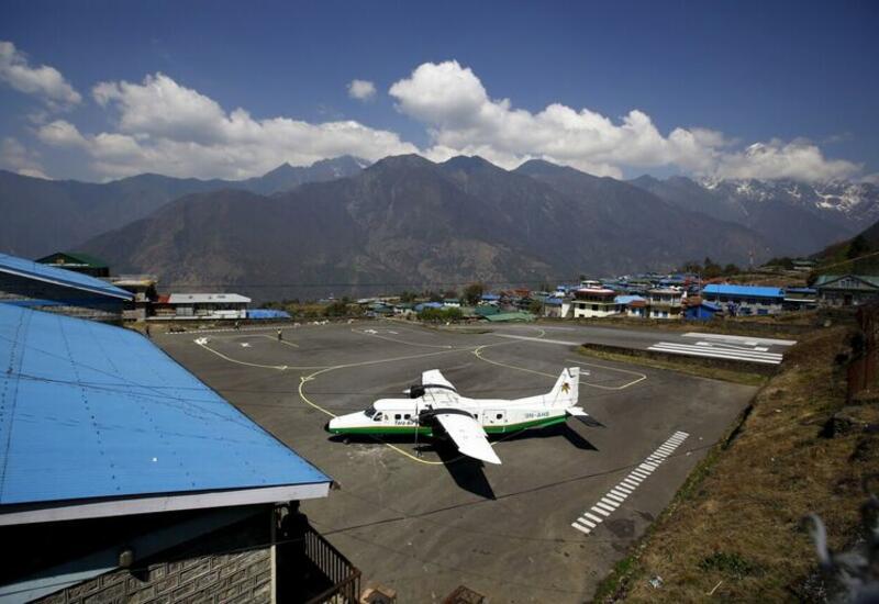 Непал потерял связь с пассажирским самолетом