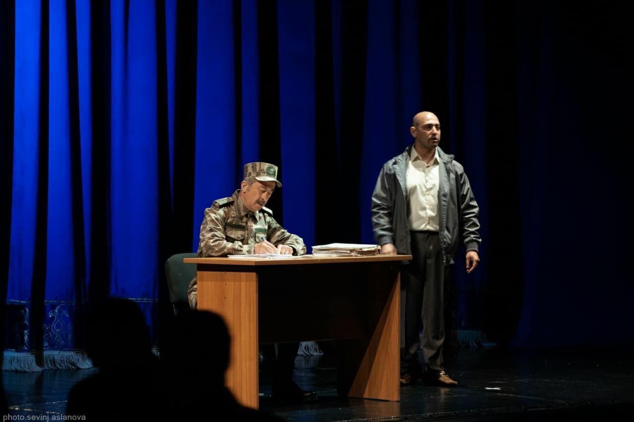В Баку показали спектакль о 44-дневной Отечественной войне