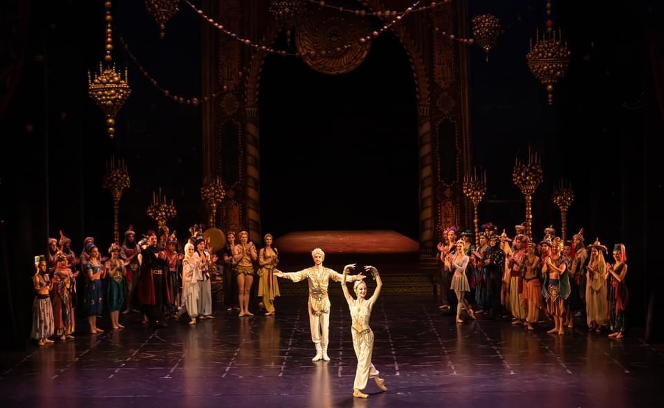 Премьера балета «Тысяча и одна ночь» Фикрета Амирова в Болгарии