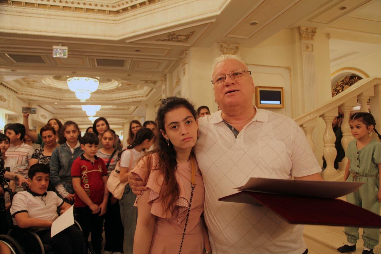 В Баку прошла выставка "Карабах глазами детей"
