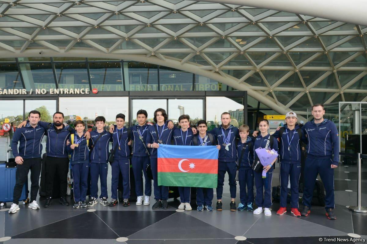 Азербайджанские гимнасты привезли в Баку из Италии медали Чемпионата Европы
