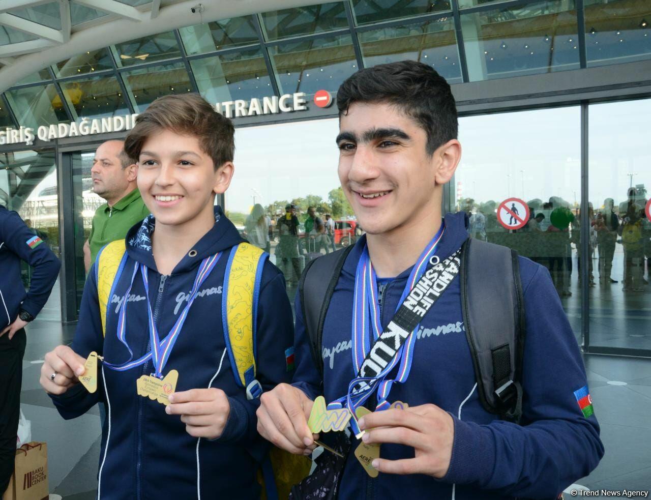 Азербайджанские гимнасты привезли в Баку из Италии медали Чемпионата Европы