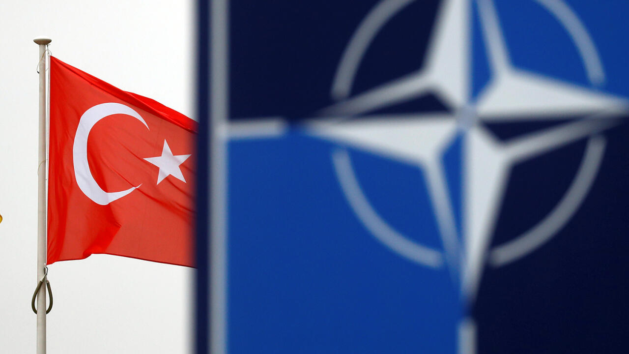 В НАТО осудили все формы и проявления терроризма и выразили солидарность с Турцией
