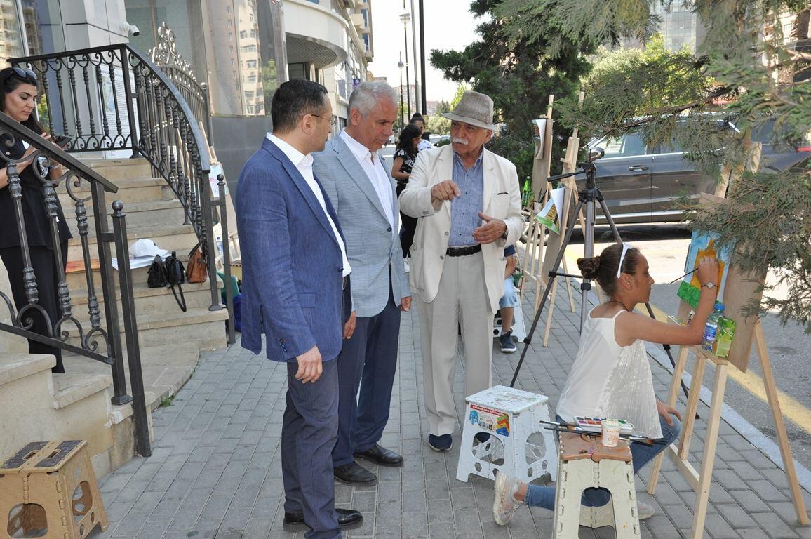 Юные художники из Шамахы побывали на пленэре в Баку