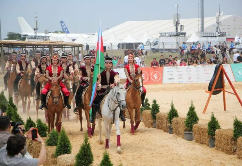 Qarabağ atları V Etnospor Mədəniyyət Festivalında