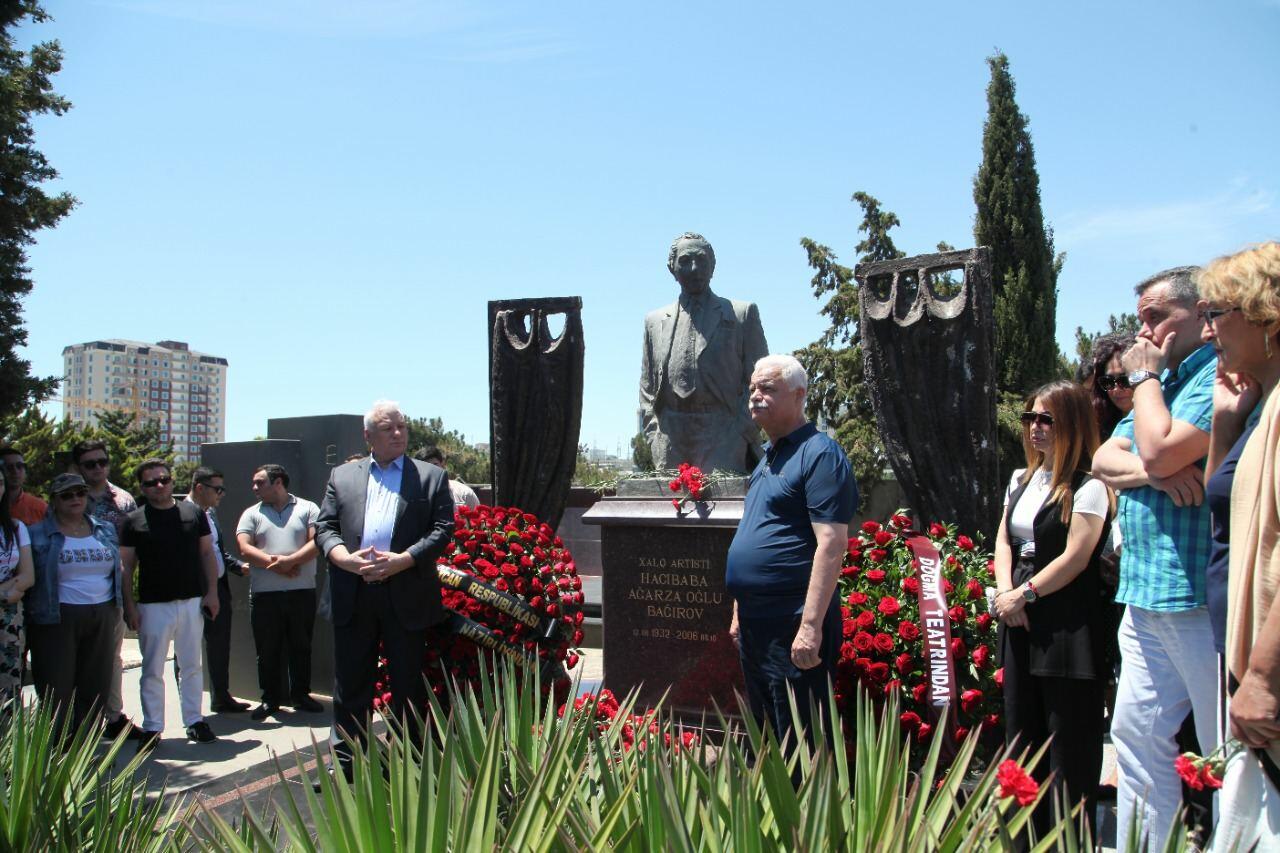 В Баку почтили память Гаджибабы Багирова