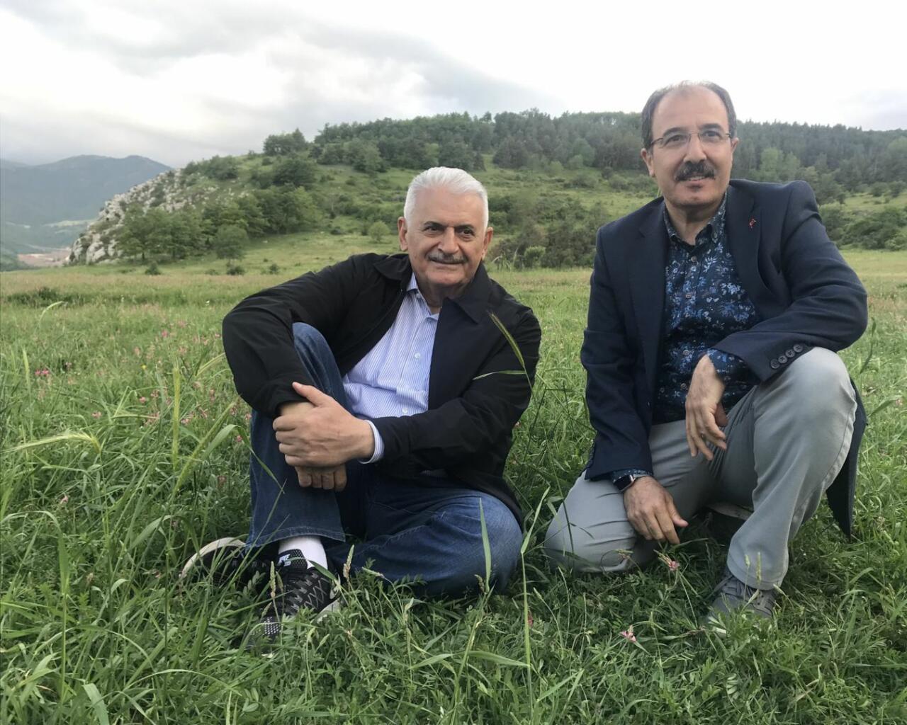 Посол Турции поделился фото с Бинали Йылдырымом из города Шуша