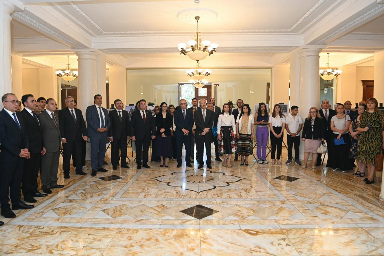 В Баку отметили 30-летие азербайджано-румынских дипотношений