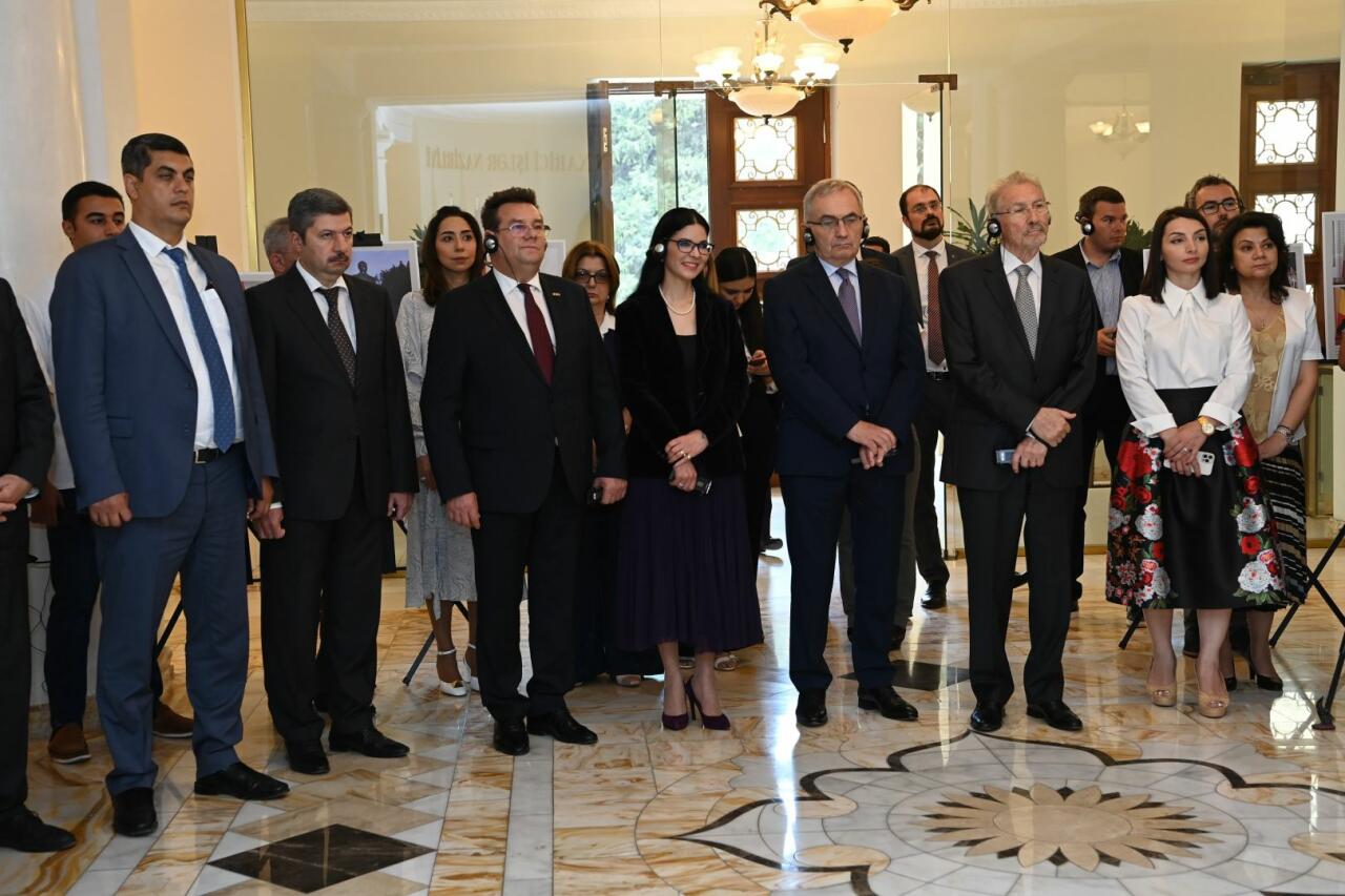 В Баку отметили 30-летие азербайджано-румынских дипотношений