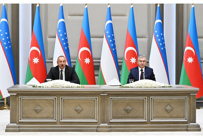Президент Ильхам Алиев: Мы увидели, с какой любовью, с каким уважением чтят в Узбекистане память Гейдара Алиева, нам это очень приятно