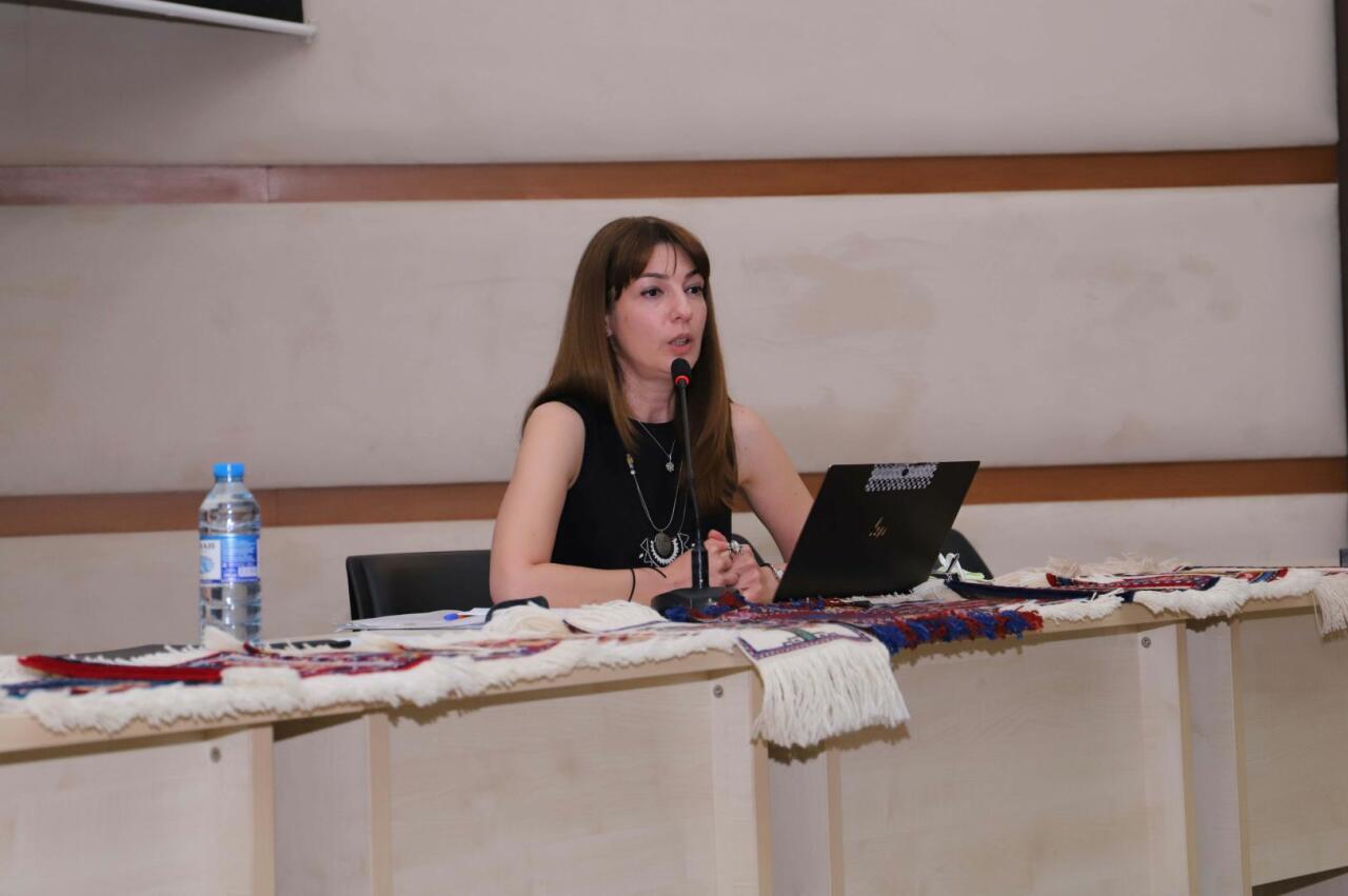 Современные вызовы в музейной сфере – что обсуждают азербайджанские специалисты