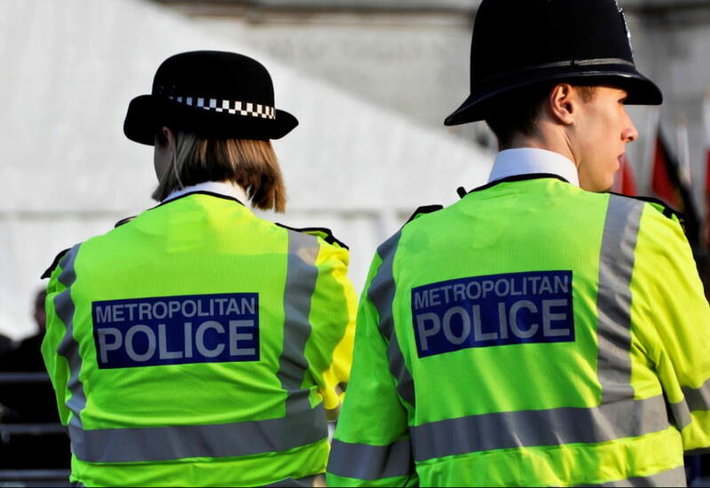 Британцу запретили работать в полиции после подделки теста на COVID-19