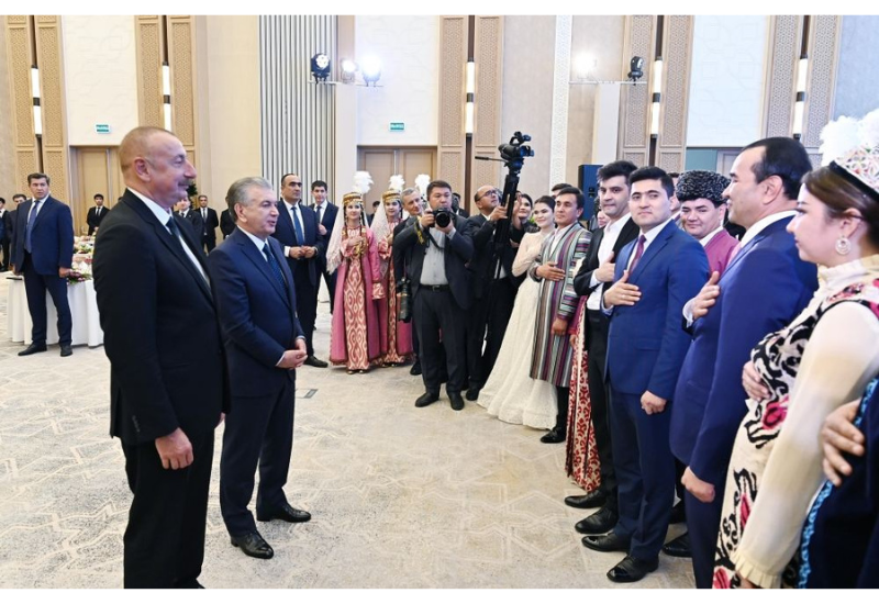 Президент Ильхам Алиев: Все мы – узбекский и азербайджанский народы сплотимся в единый кулак