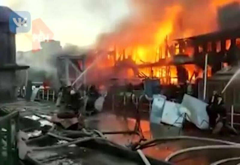 Крупный пожар на речном вокзале в Вологде