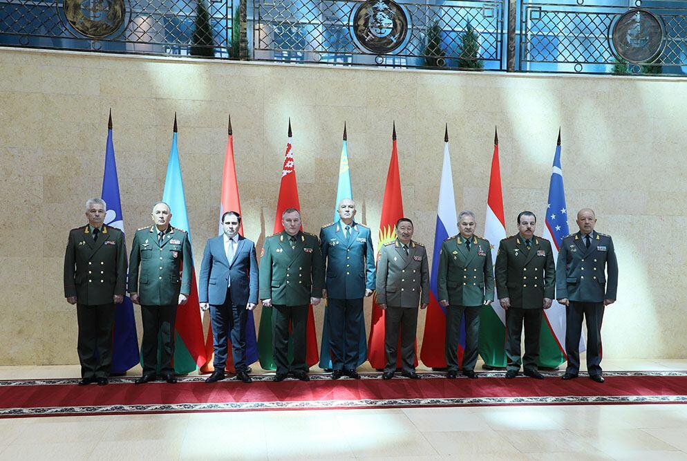 Начальник Генштаба ВС Азербайджана на заседании Совета министров обороны СНГ