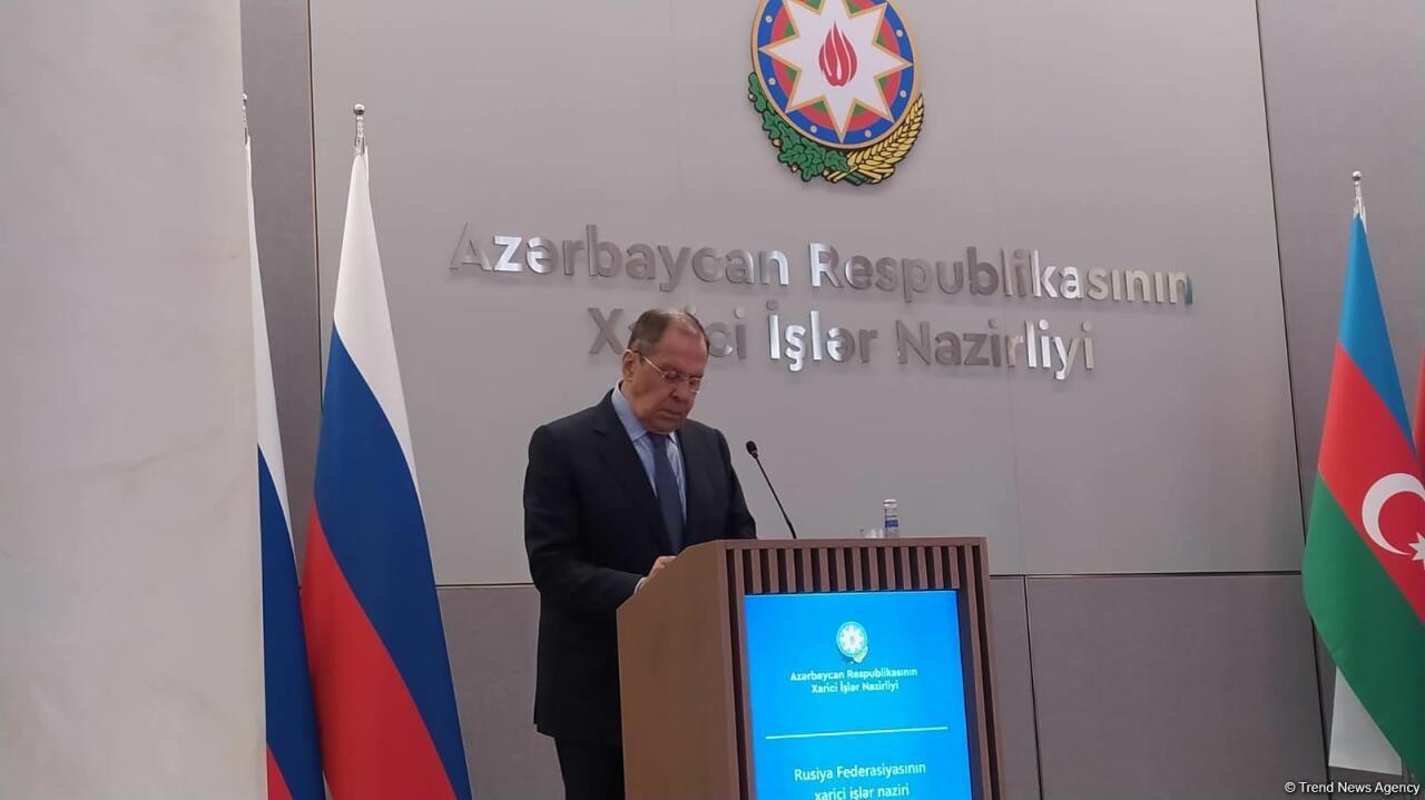 Главы МИД Азербайджана и России провели совместную пресс-конференцию