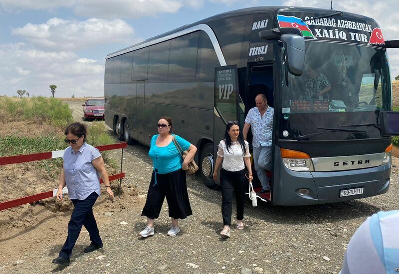 Первый рейсовый пассажирский автобус из Баку прибыл в Физули