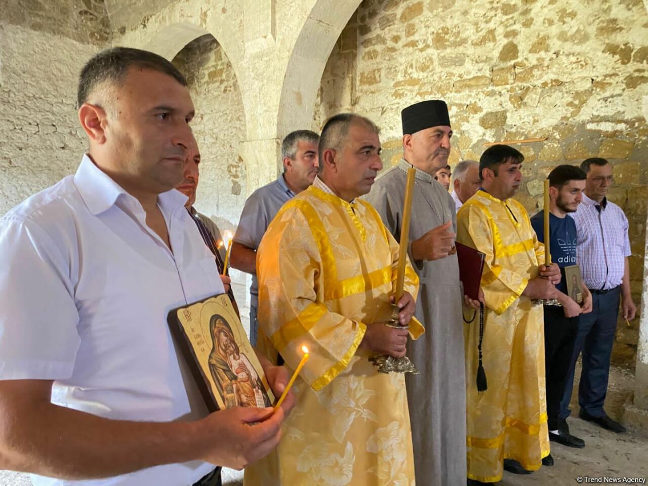 Представители албано-удинской христианской общины совершили поездку в Суговушан