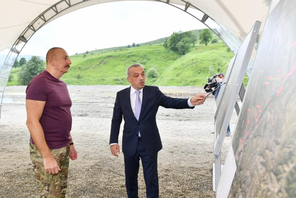 Президенту Ильхаму Алиеву представлен проект водохранилища “Хакаричай” в Лачинском районе