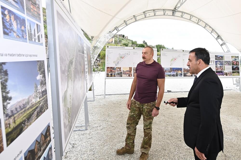 Президент Ильхам Алиев ознакомился с генеральным планом города Кяльбаджар и заложил фундамент Кяльбаджарского комплекса музеев Оккупации и Победы